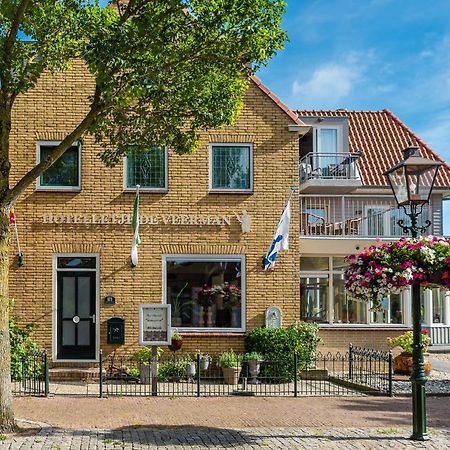 Hotelletje De Veerman Vlieland Exterior foto