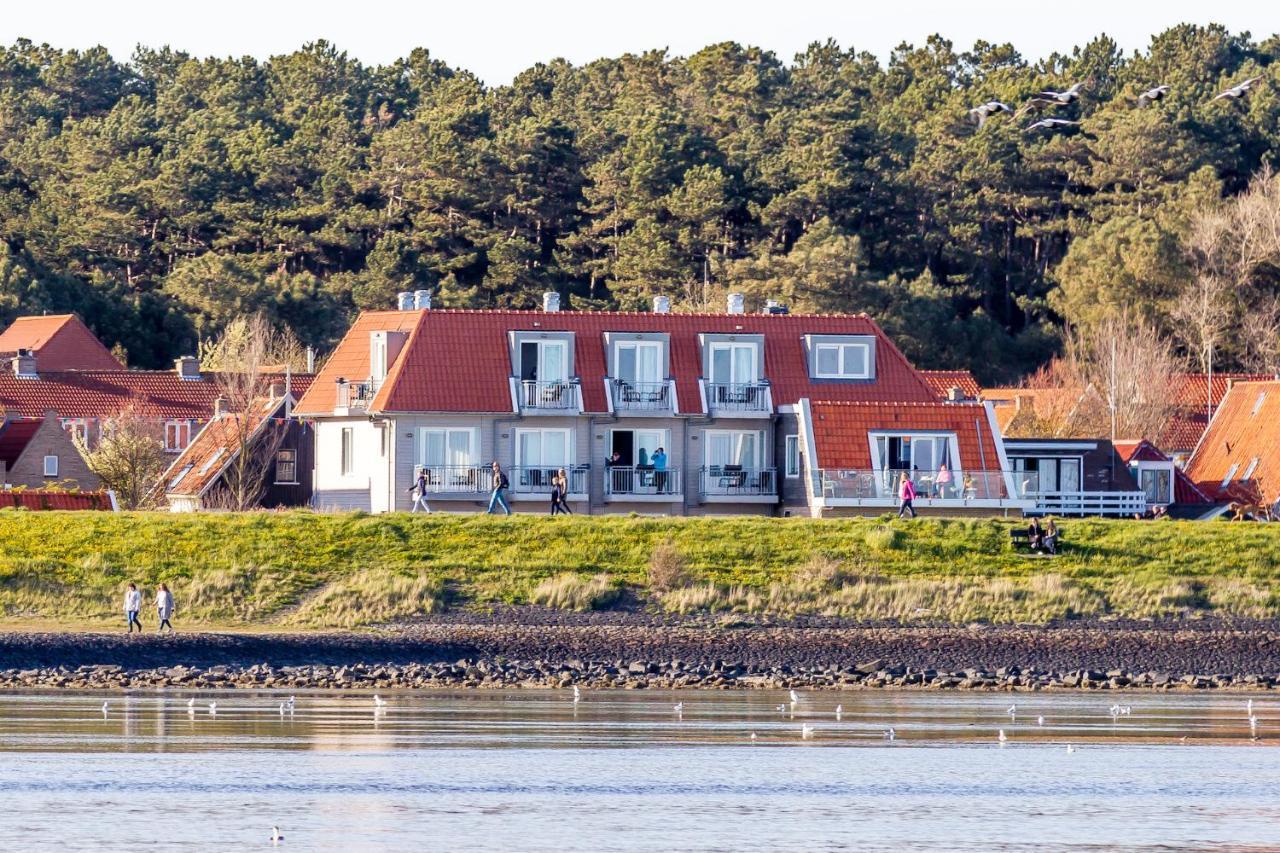 Hotelletje De Veerman Vlieland Exterior foto