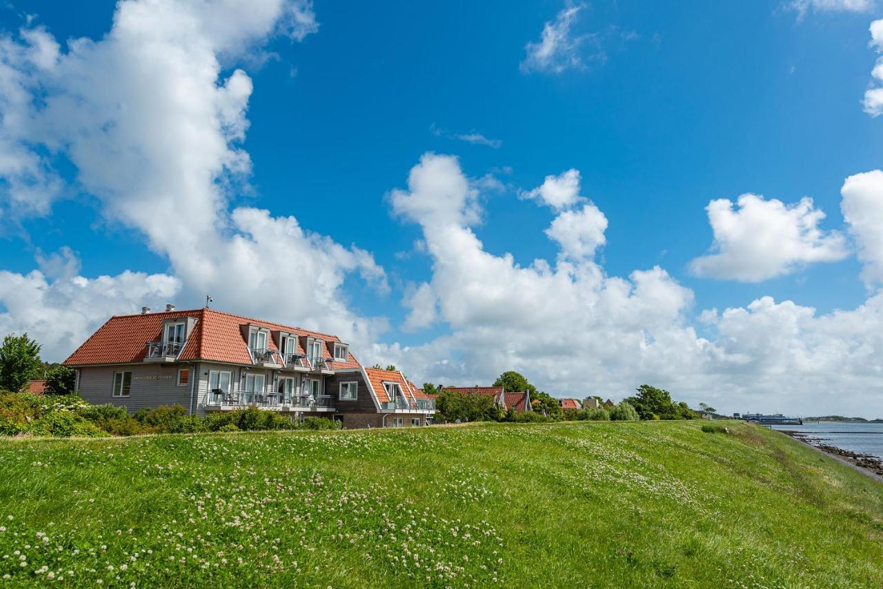 Hotelletje De Veerman Vlieland Exterior foto